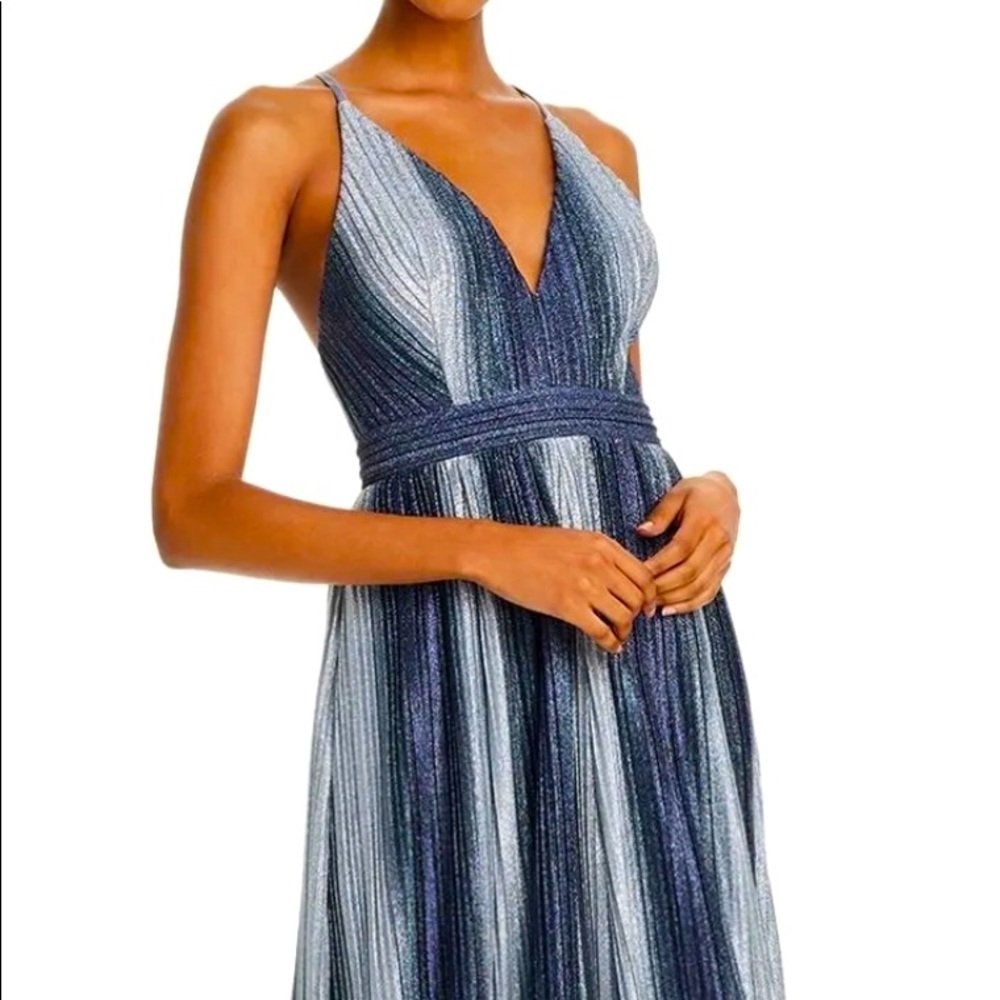 Women’s Formal Dress Size 8 AQUA Navy Pleated Glitter Striped Spaghetti Strap - Picture 5 of 6